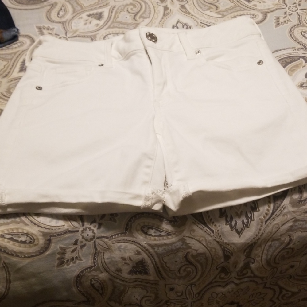 American Eagle Midi White Short
